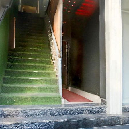Super Collection O Roop Vihar Rohtak Formerly Hotel Maha Bagian luar foto